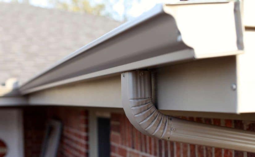 HOW DO I KNOW IF MY GUTTERS NEED TO BE REPLACED? Fort Myers Seamless